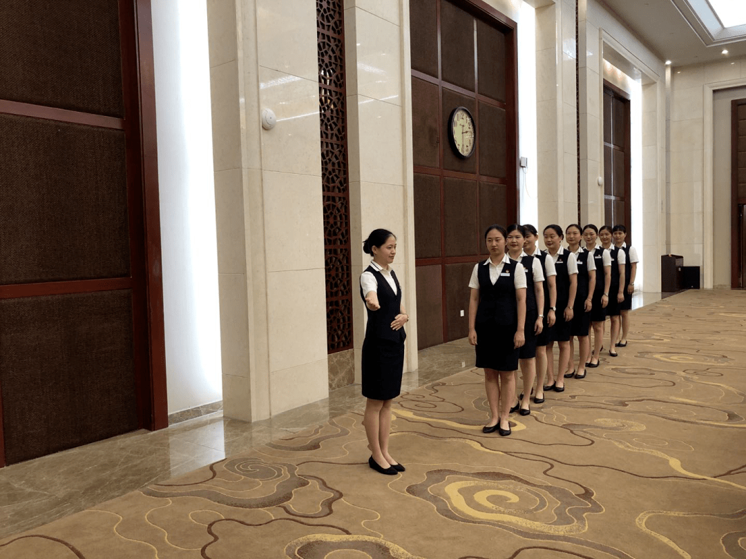 布置一场会，幕后知多少——会务服务的深度解析